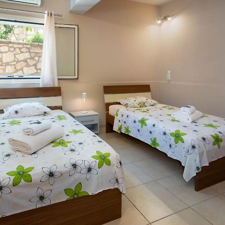 Villa Avgerini Paxos Gaios Bagian luar foto
