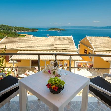 Villa Avgerini Paxos Gaios Bagian luar foto