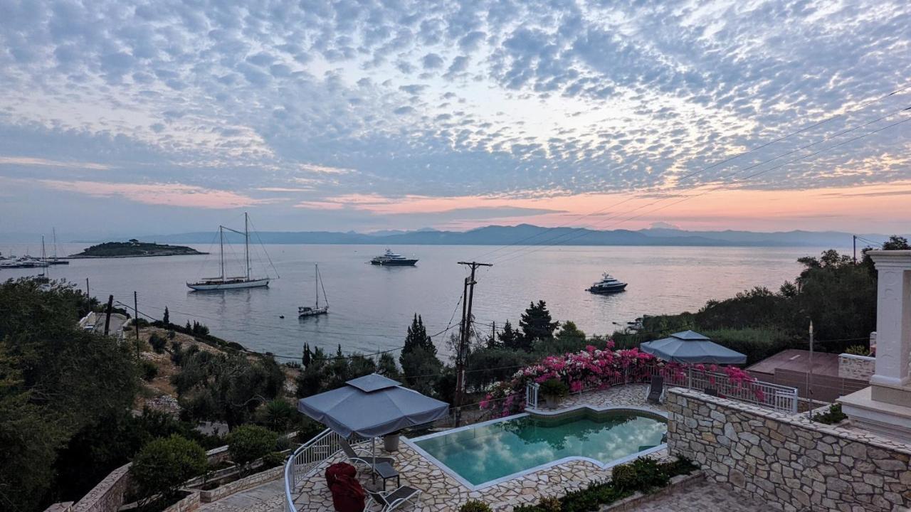 Villa Avgerini Paxos Gaios Bagian luar foto