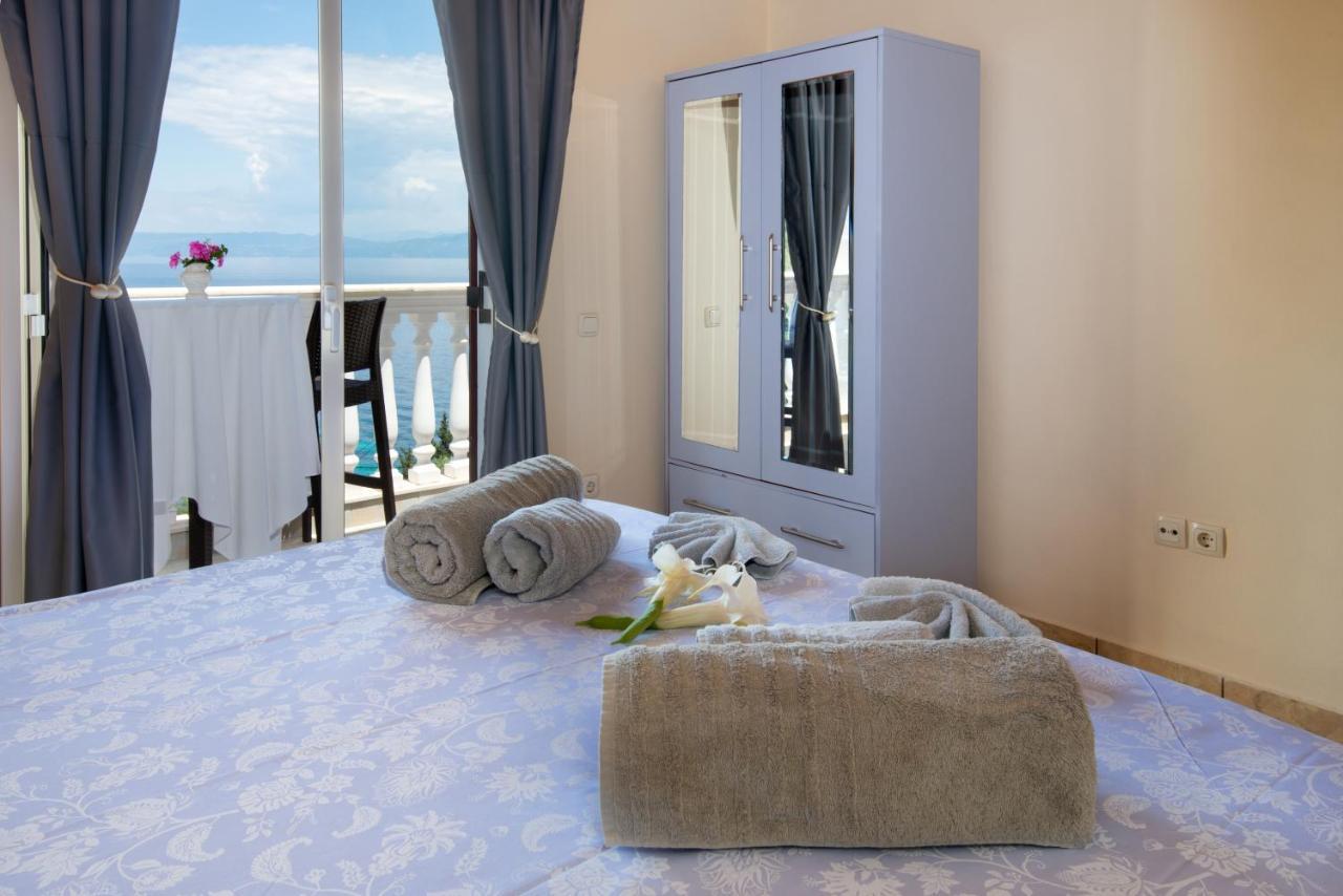 Villa Avgerini Paxos Gaios Bagian luar foto