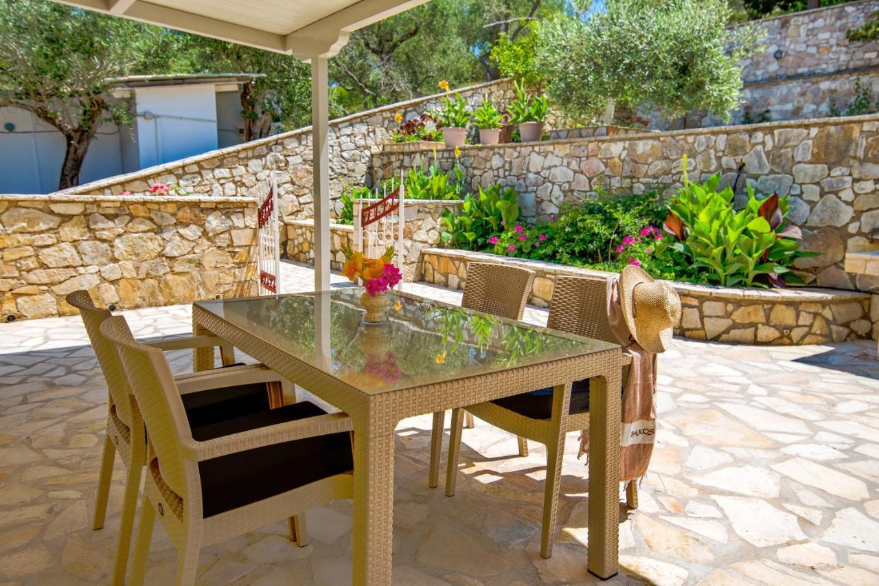 Villa Avgerini Paxos Gaios Bagian luar foto